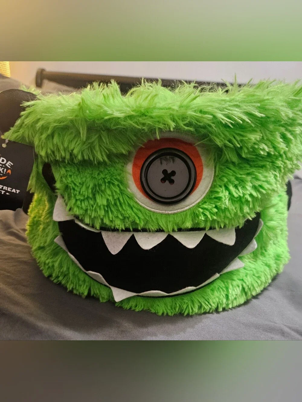 hyde & eek! boutique monster treat bucket